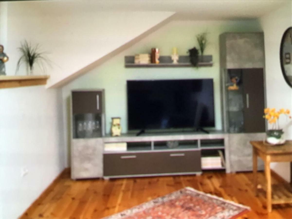 Haus Manuela Apartment Velden am Worthersee Bagian luar foto